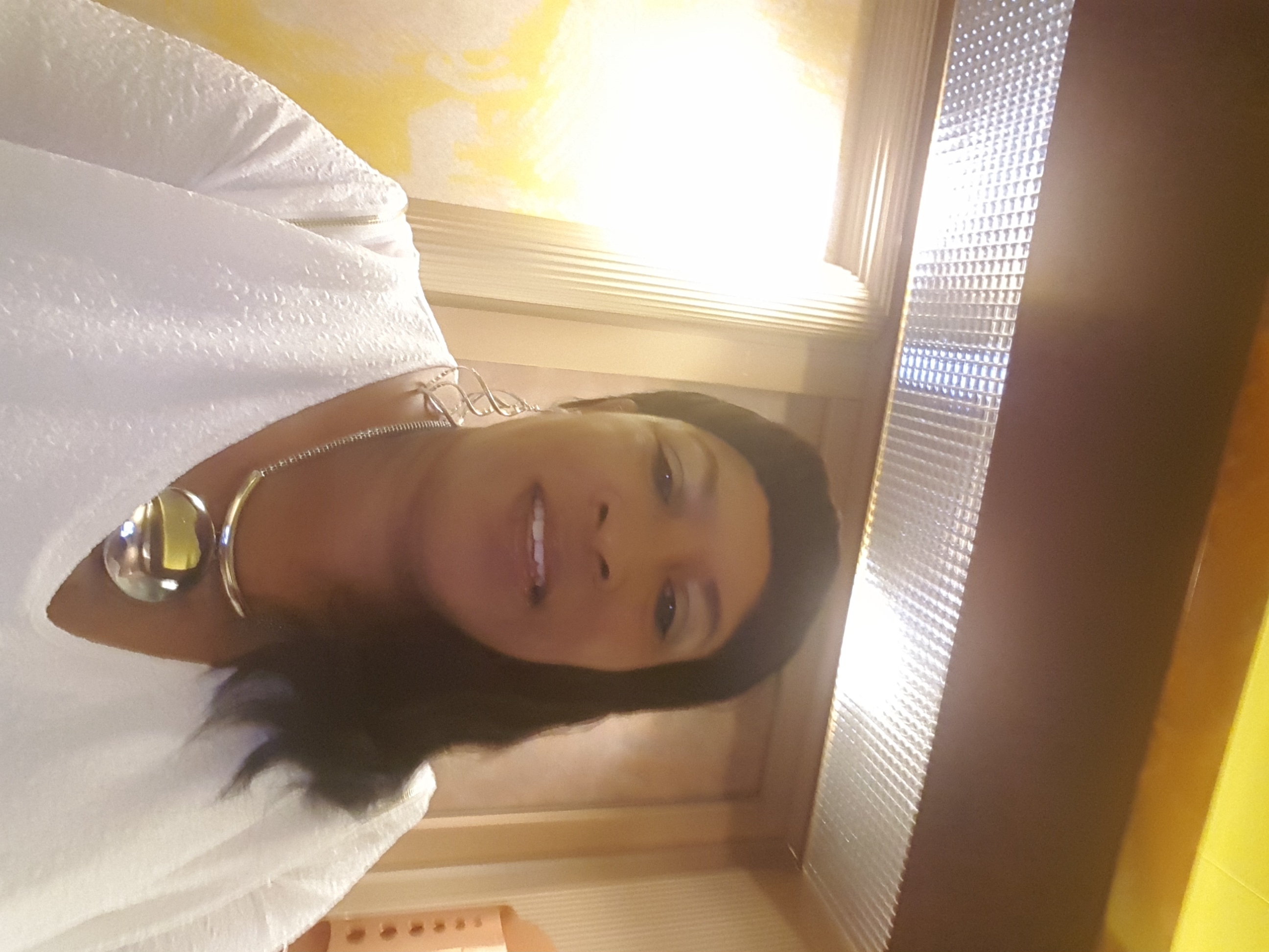 Ellenor Wade available notary in Sumerville, SC - 29483