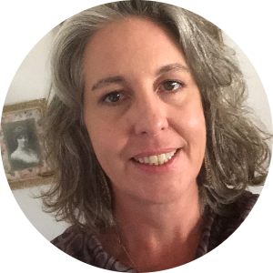 Ariel Staggs available notary in Albuquerque , NM - 87109
