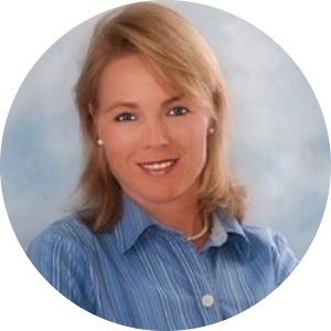 Lisa  Araque available notary in Los Angeles, CA - 90045