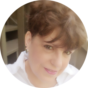 Renee Gomez available notary in Sanford, FL - 32771