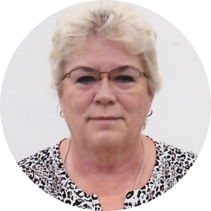 Evelyn Calaway available notary in Palm Bay, FL - 32910