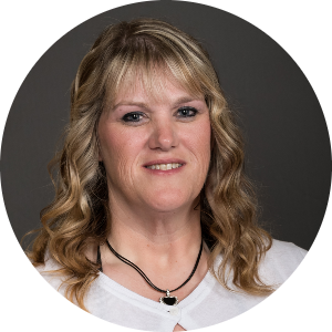 Kristina Darling available notary in Tracy, CA - 95377