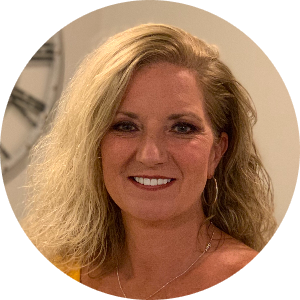 Crystal Michelle Pedrero available notary in Mooresville , NC - 28115