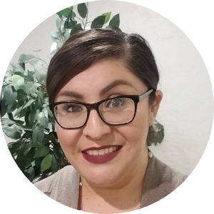 Kasie Quevedo available notary in Fresno, CA - 93704
