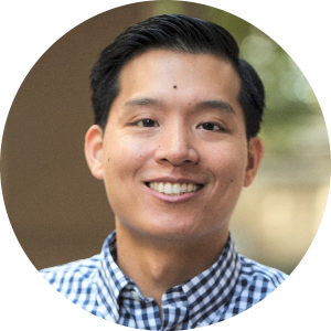 Cuong Le available notary in Pearland, TX - 77584