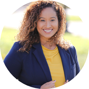 Yngribel  Reyes available notary in Cranston, RI - 02910