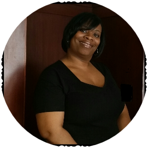 Nicole Phillips available notary in SAINT CLAIR SHORES, MI - 48080