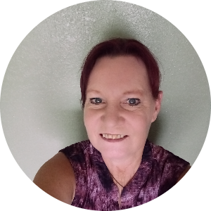 Cindy Hurst available notary in Winter Garden, FL - 34777