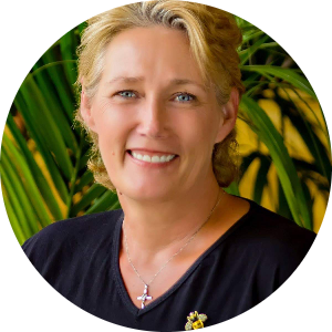Mary Jones available notary in Bakersfield, CA - 93309