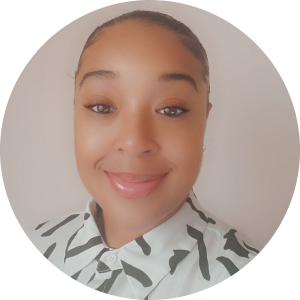 Ashley Clay available notary in Florissant, MO - 63033
