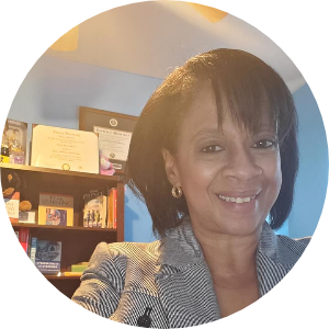Nichelle Manuel available notary in Chicago, IL - 60652