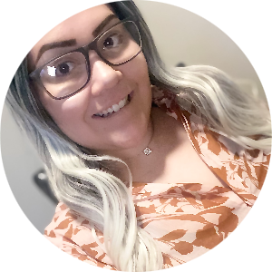 Amanda Shelton available notary in Henderson , NV - 89052