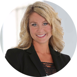 Nicole  Nelson available notary in Arvada, CO - 80004