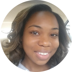 Nicole Mills available notary in Kent, WA - 98031