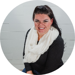 Laurie Payton available notary in Mona, UT - 84645