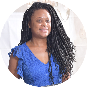 April Hampton available notary in Arlington, TX - 76005