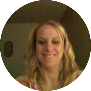 Amanda  Watts available notary in Indian Springs, NV - 89018