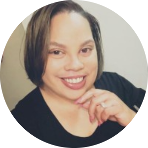 Shanelle Queen available notary in Warrenton, VA - 20187