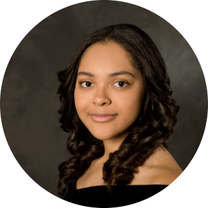 Jelissa Ulloa available notary in Winter Haven, FL - 33881