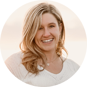 Amanda Sowa available notary in Floweree, MT - 59440