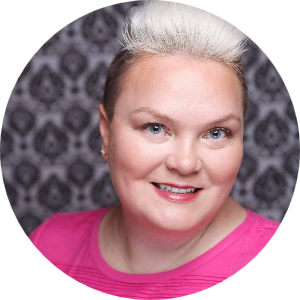 NIKKI FERRAIOLO available notary in STOCKTON, CA - 95219