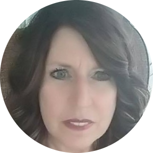 Maria DeRosia available notary in Howell, MI - 48843