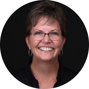 Leanna Kemp available notary in Kingman, AZ - 86401