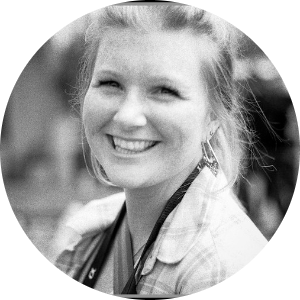 Teresa West available notary in Albany, OR - 97322