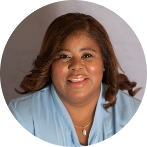 Yania Justiniano available notary in NANUET, NY - 10954