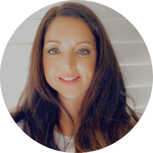 Kami Vanderlinden available notary in Clovis, CA - 93619