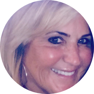 Kristin Muller available notary in Manhattan Beach, CA - 90266