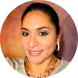 Annette Moreno available notary in Natalia, TX - 78059