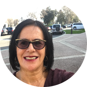 Julia  Freitas  available notary in Vacaville, CA - 95688