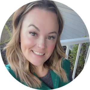 Nicole Wolfs available notary in Lakewood, WA - 99498