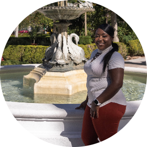 Neysha Green available notary in Auburndale, FL - 33823