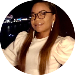 Kenya  Greene Gadsden  available notary in Valrico, FL - 33594