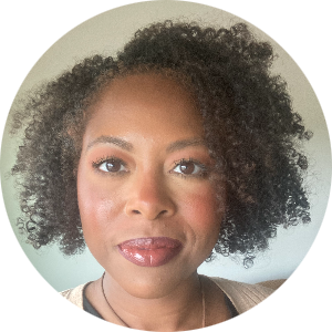Kelly Dinsley available notary in Dallas, TX - 75219