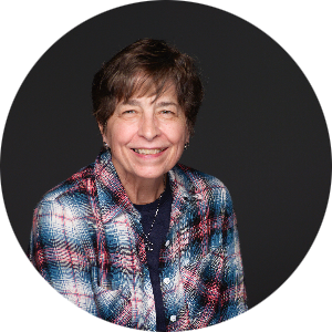 Elizabeth Girardeau available notary in Vonore, TN - 37885