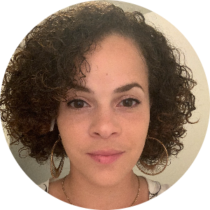 Crystal Arzola available notary in Newport News, VA - 23608