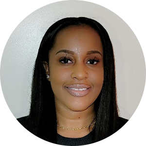 MaKhaela Larry available notary in KANSAS CITY, MO - 64133