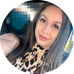 Esthela Carvajal Arellano available notary in Salem, OR - 97305