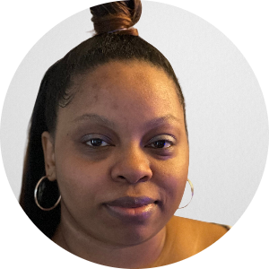 Ebony Lowe available notary in Petersburg, VA - 23805