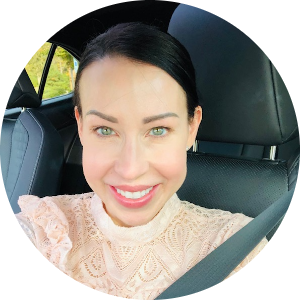 LAURA LABELLA available notary in San Diego, CA - 92101
