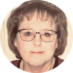 Cindy Campbell  available notary in Edmond , OK - 73013