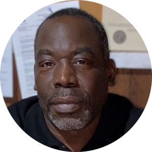 DERRICK WHITAKER available notary in HIGH POINT, NC - 27265
