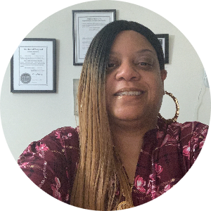 Teresa  Thomas  available notary in Forestville , MD - 20747