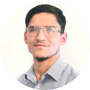 Darien Hernandez  available notary in McAllen , TX - 78501
