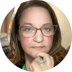 Julie Henderson available notary in Fairfield, CA - 94534
