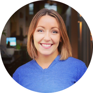 Crystal Shanaman available notary in Issaquah, WA - 98027