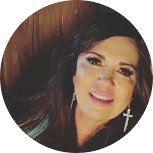 Esmeralda Martinez available notary in Gilroy, CA - 95020